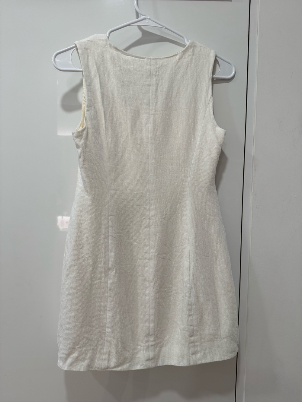 Aritzia Linen V-Neck Button Dress - Picture 5 of 5